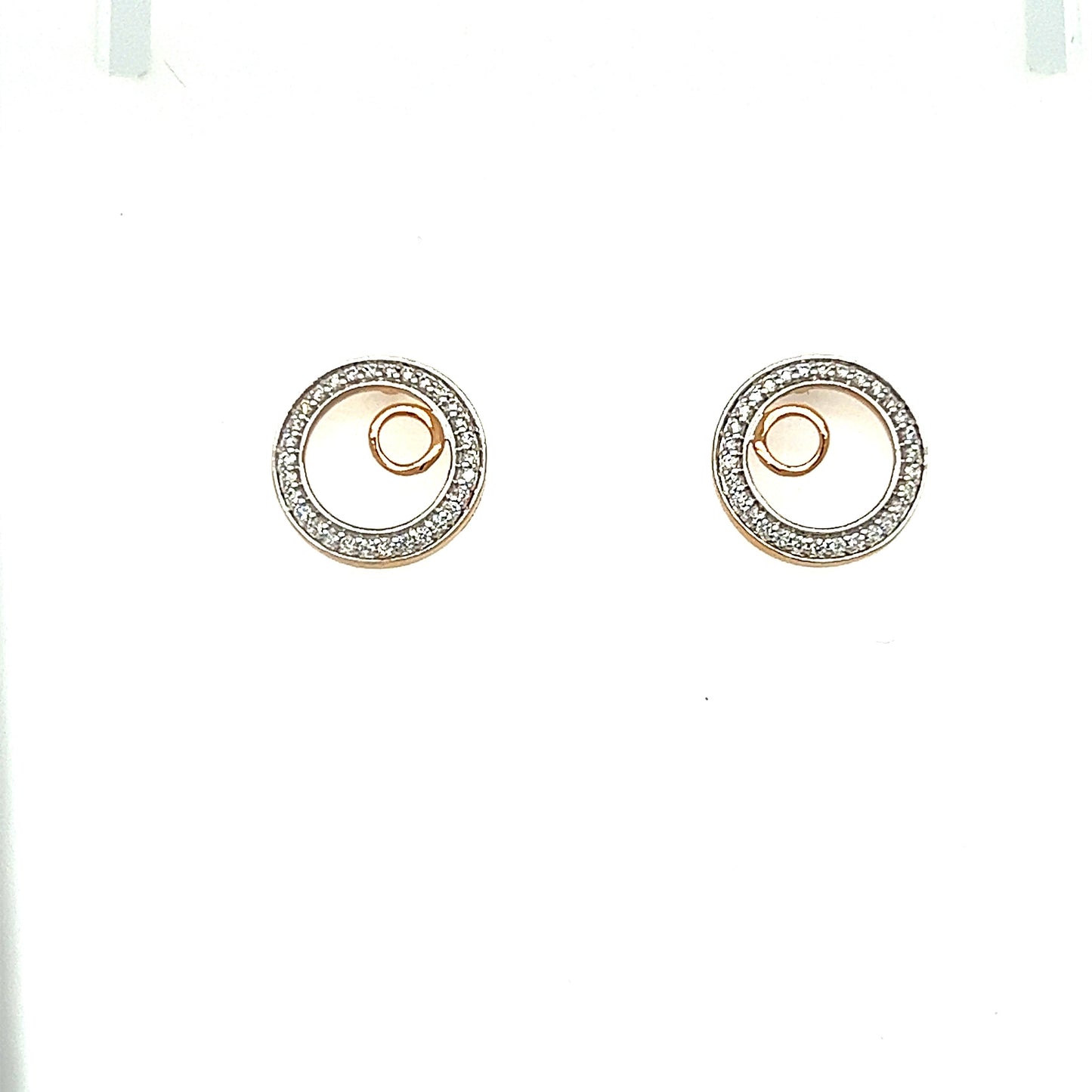 diamond stud